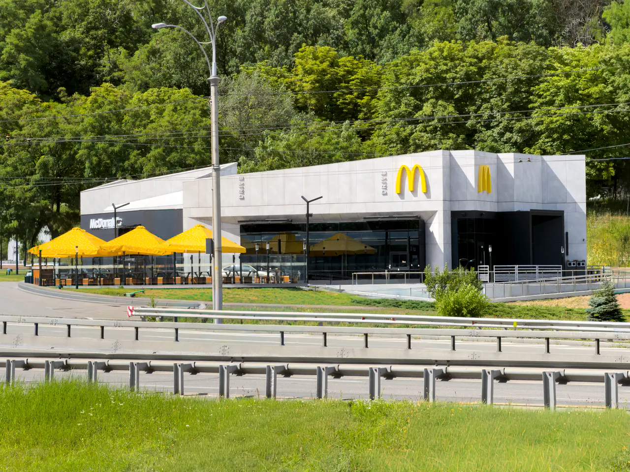 McDonald’s та Egersund Seafood на Печерську